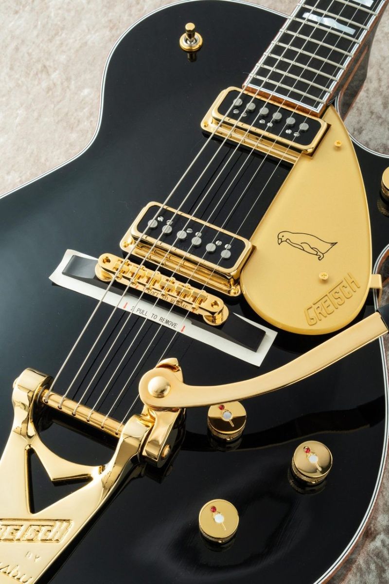 G6134TG FSR Penguin with String-Thru Bigsby -Black