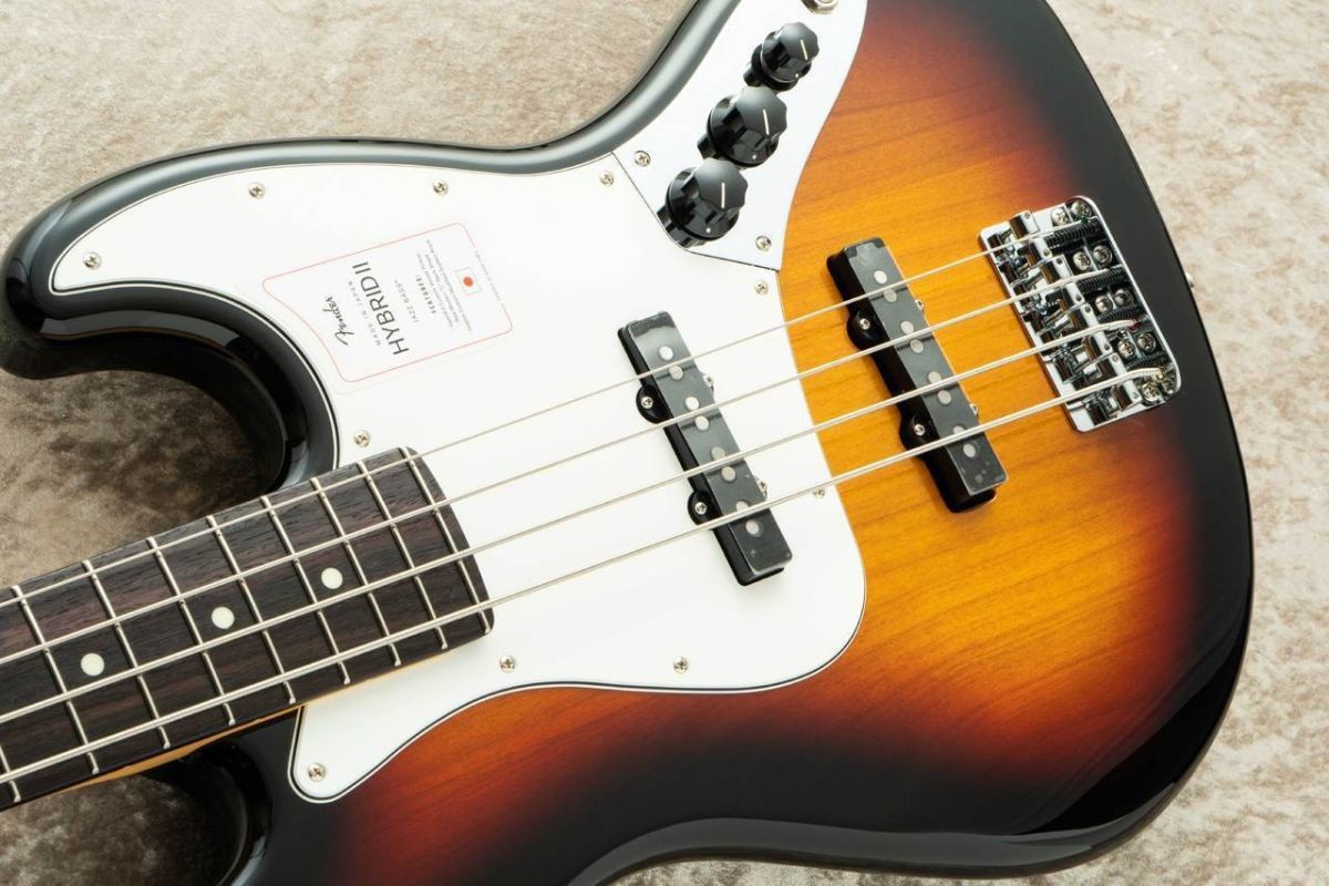ハルマチさん専用　マルチレイヤー Jazz Bass Type Made in Japan Hybrid II Jazz Bass Rosewood Modena Red