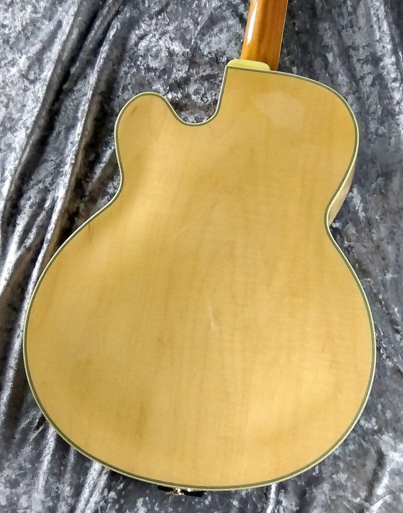 PM-200 Pat Metheny Signature NT : Natural s/n F2508163
