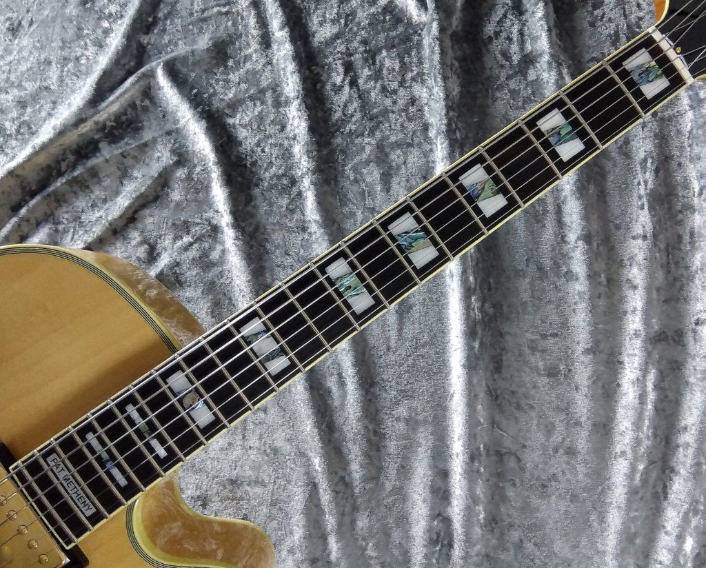 Ibanez フルアコ パット・メセニーモデル ハードケース付き Ibanez】パット・メセニーの想いとルックスからサウンドまで多く
