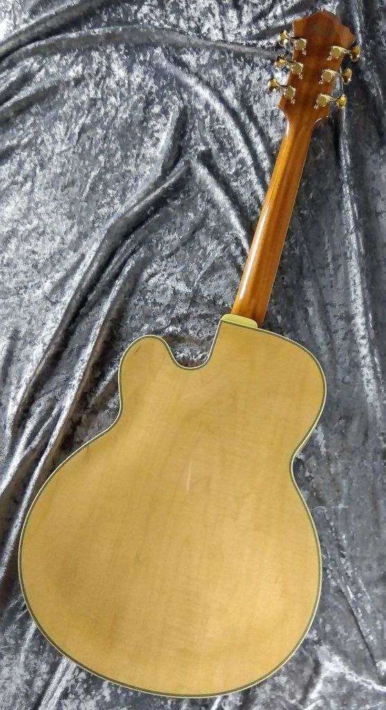 Ibanez フルアコ パット・メセニーモデル ハードケース付き PM-200 Pat Metheny Signature NT : Natural s/n F2508163