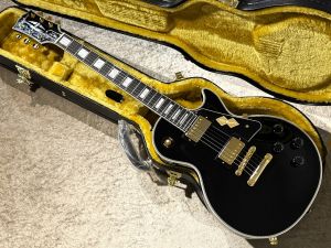 エピフォン　Epiphone⭐️レスポールモデル　GIBSONロゴ エレキギター Inspired by Gibson Custom Les Paul Custom ~Ebony