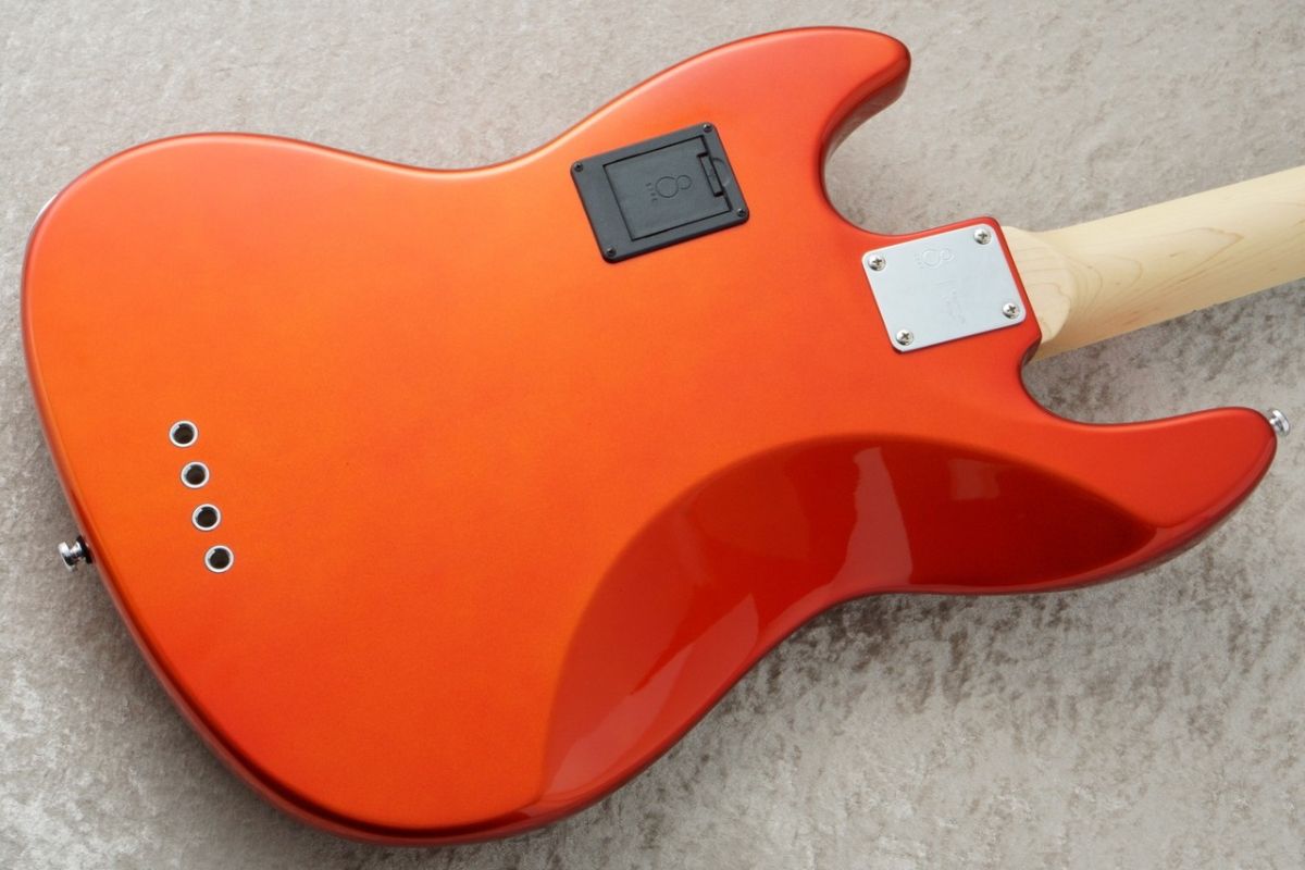 V7 Alder 4st 2nd Generation -Bright Metallic Red / BMR