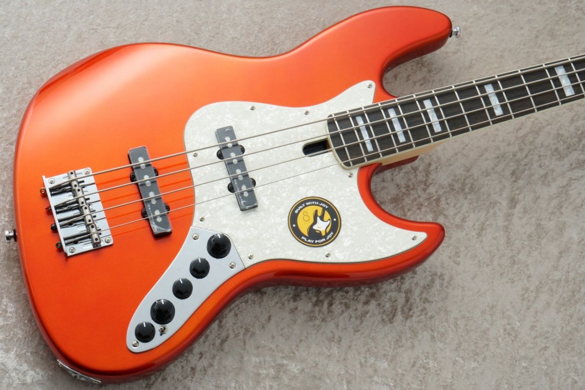 V7 Alder 4st 2nd Generation -Bright Metallic Red / BMR