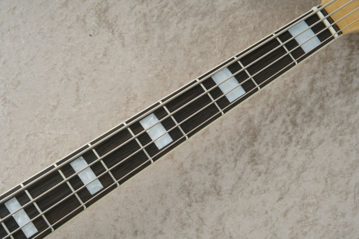 V7 Alder 4st 2nd Generation -Bright Metallic Red / BMR