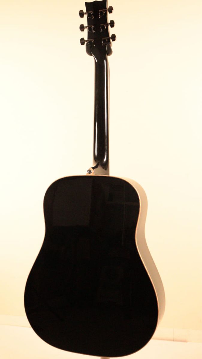 Morris アコースティックギターW-18程度良い音も良い