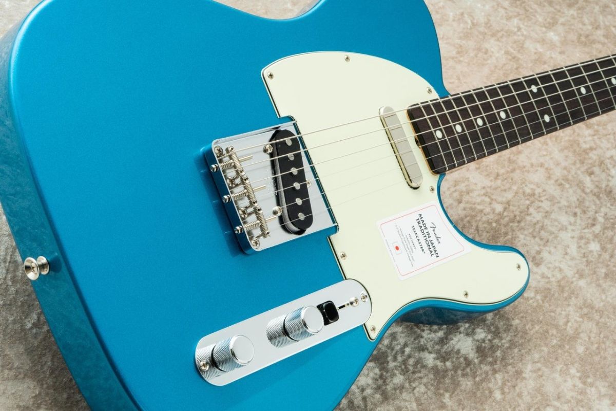 Made in Japan Traditional II 60s Telecaster -Lake Placid Blue