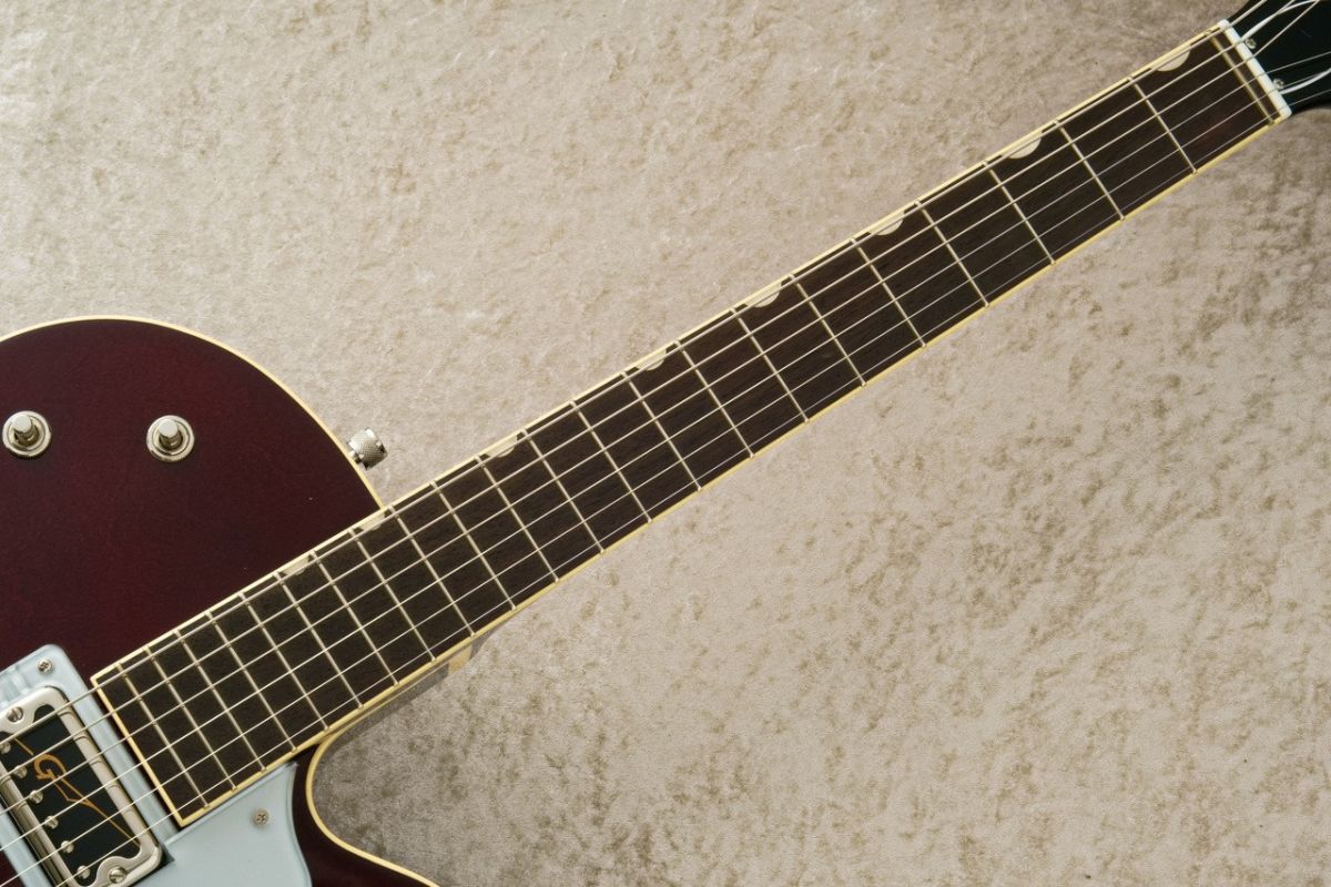 G6119T-62 Vintage Select Edition '62 Tennessean -Dark Cherry Stain