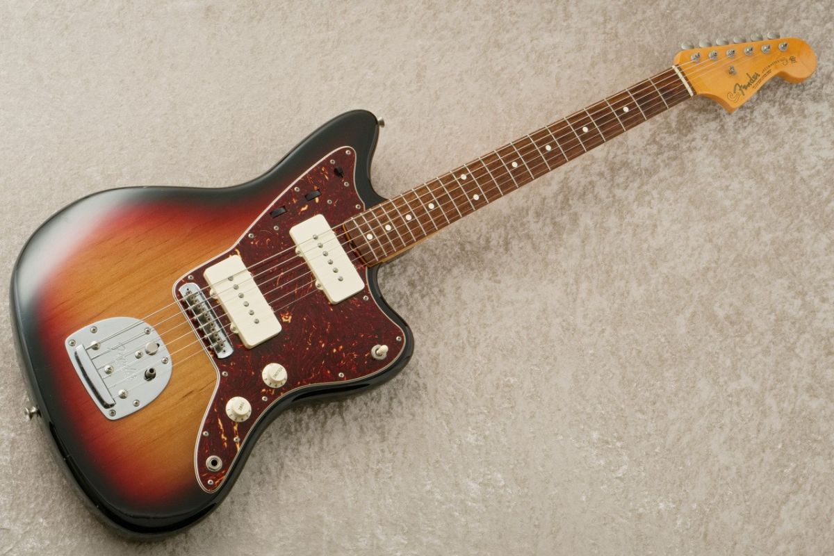 American Vintage 62 Jazzmaster -3Tone Sunburst- 2008年製 【USED