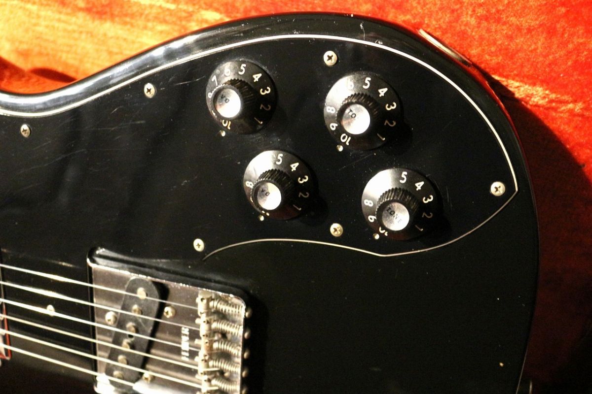テレキャスター カスタムタイプ（Telecaster Custom）ラッカー塗装 Fender Telecaster Custom（テレキャスター・カスタム