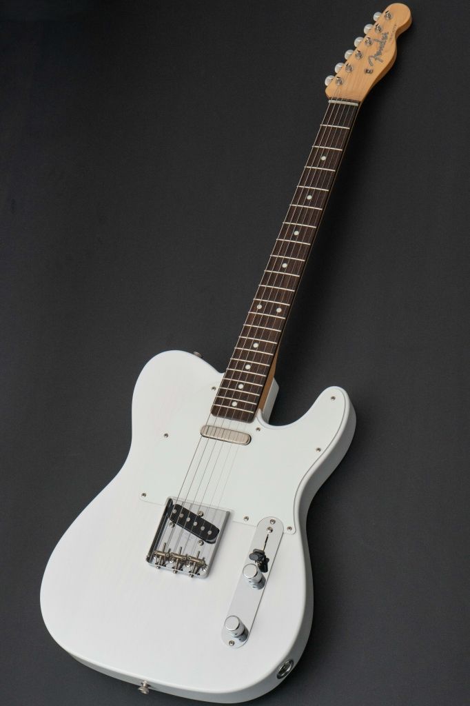 FENDER Traditional 60s Telecaster 白 s-l1200.jpg