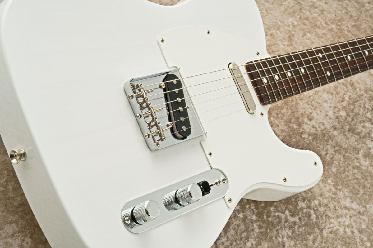 FSR Made in Japan Traditional 60s Telecaster -White Blonde