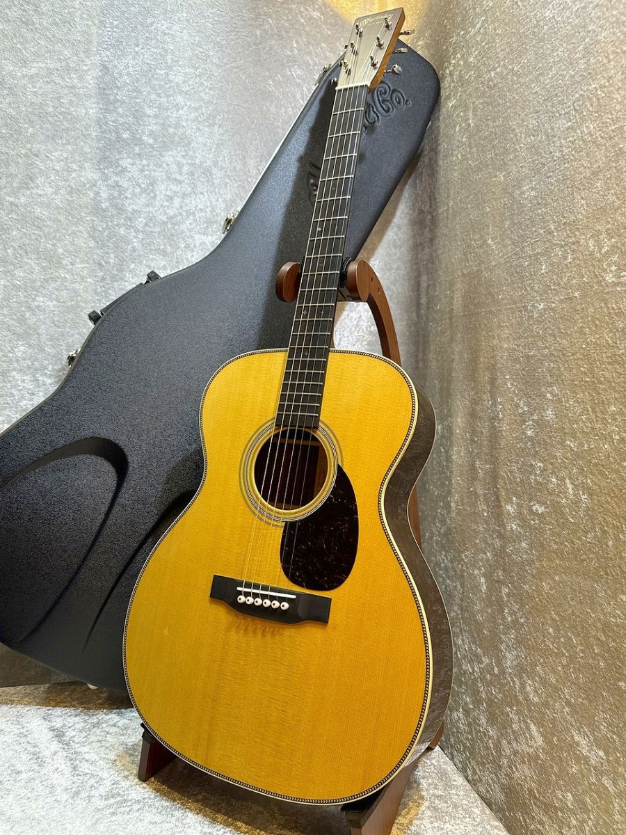 OM-28 Standard #2931570 | 【クロサワ楽器店オンラインショップ】いい