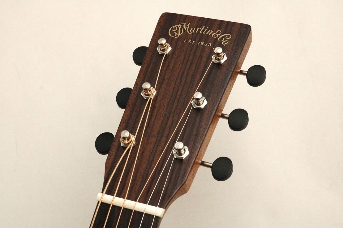 【保証書付】Martin 00-15M オールマホガニー、ハードケース付属 Martin00-15M #2829181【オールマホガニーボディ】【USA製】商品
