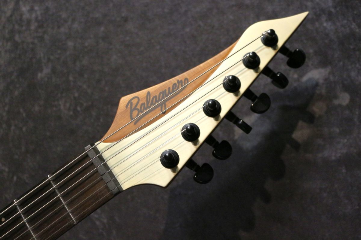 ギター OKKI DIABLO Diablo Standard with Evertune Bridge ～Satin Trans White