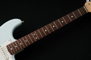 Made in Japan Traditional II Late 60s Stratocaster Sonic Blue