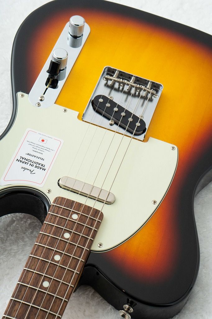 Made in Japan Traditional II 60s Telecaster 3-Tone Sunburst
