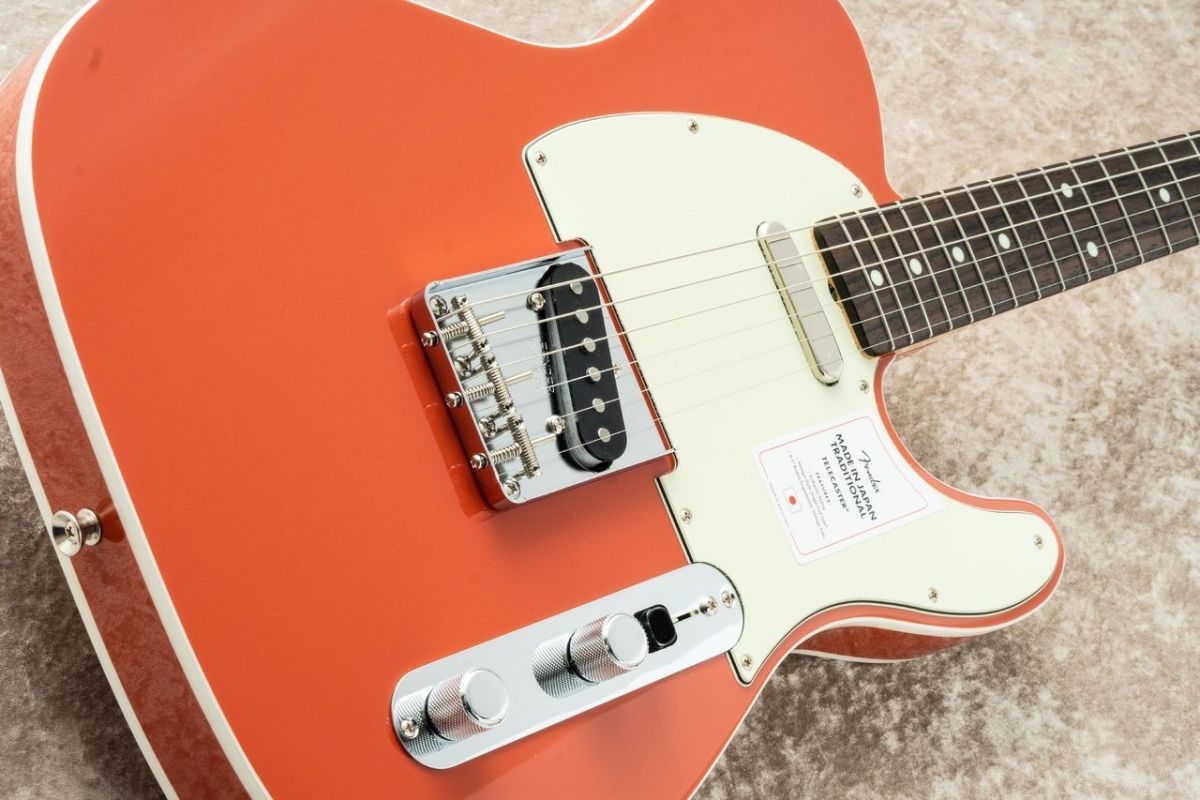 Made in Japan Traditional II 60s Custom Telecaster -FIesta Red