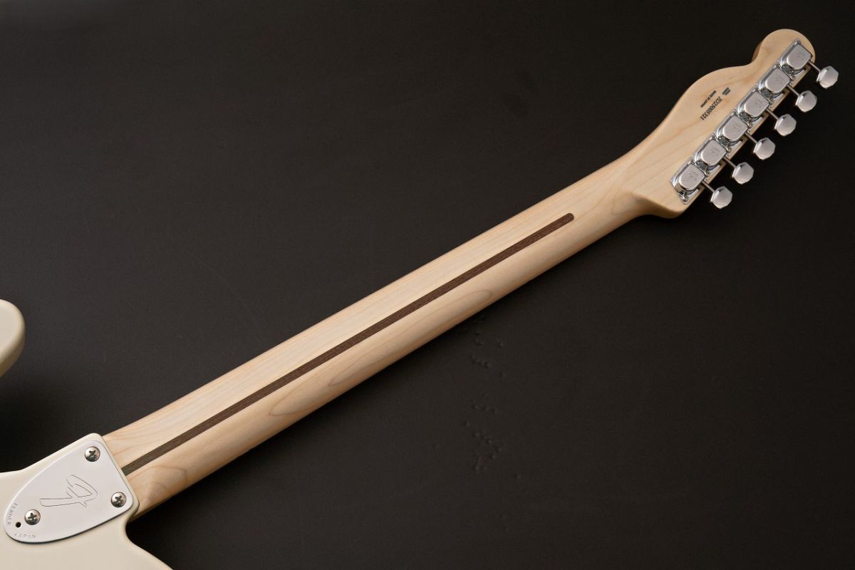 Made in Japan Traditional II 70s Telecaster Thinline