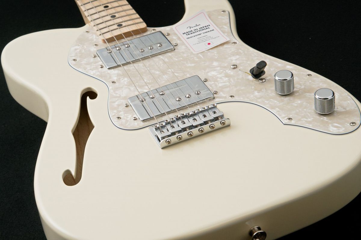 Made in Japan Traditional II 70s Telecaster Thinline Olympic White