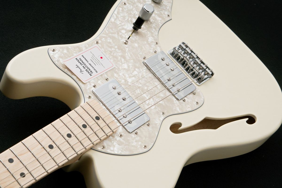 Made in Japan Traditional II 70s Telecaster Thinline Olympic White
