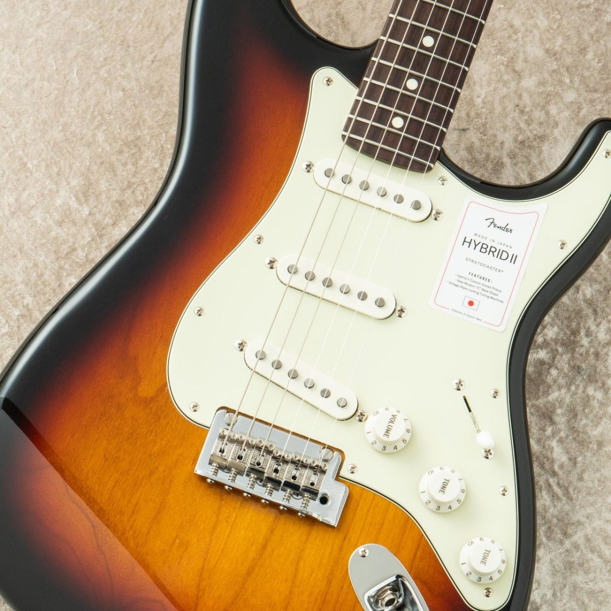Made in Japan Hybrid II Stratocaster -3-Tone Sunburst