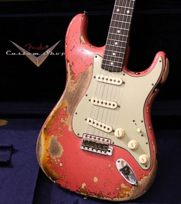 人気No.1 60/63 LTD Stratocaster Aged Faded Super Relic Heavy Super カードファイト!! ヴァンガード
