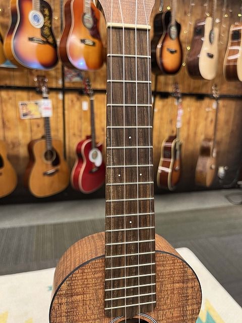 【美品】Martin ウクレレ OXKコンサートサイズ Martin OXK CONCERT UKE ウクレレ コンサート マーチン 【 ラゾーナ