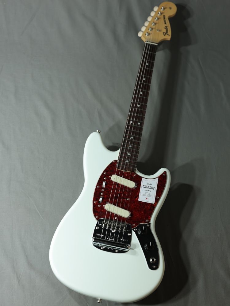 か*ん様 Fender Mustang エレキギター ティール か*ん様 Fender Mustang エレキギター ティール Amazon | Fender