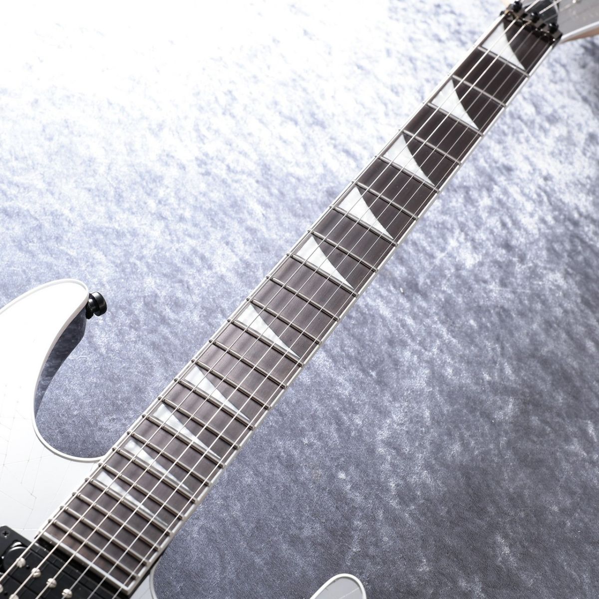 【れすぽーる】soloist/dual broadcast 2in1 Jackson Pro Plus Series SL2 Soloist Bruised Crackle Guitar