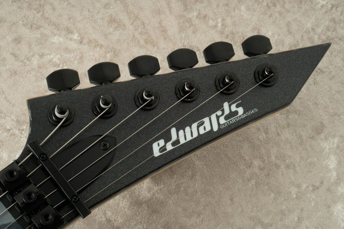 E-ALEXI BLACKY -Metallic Black Satin with Gloss Black