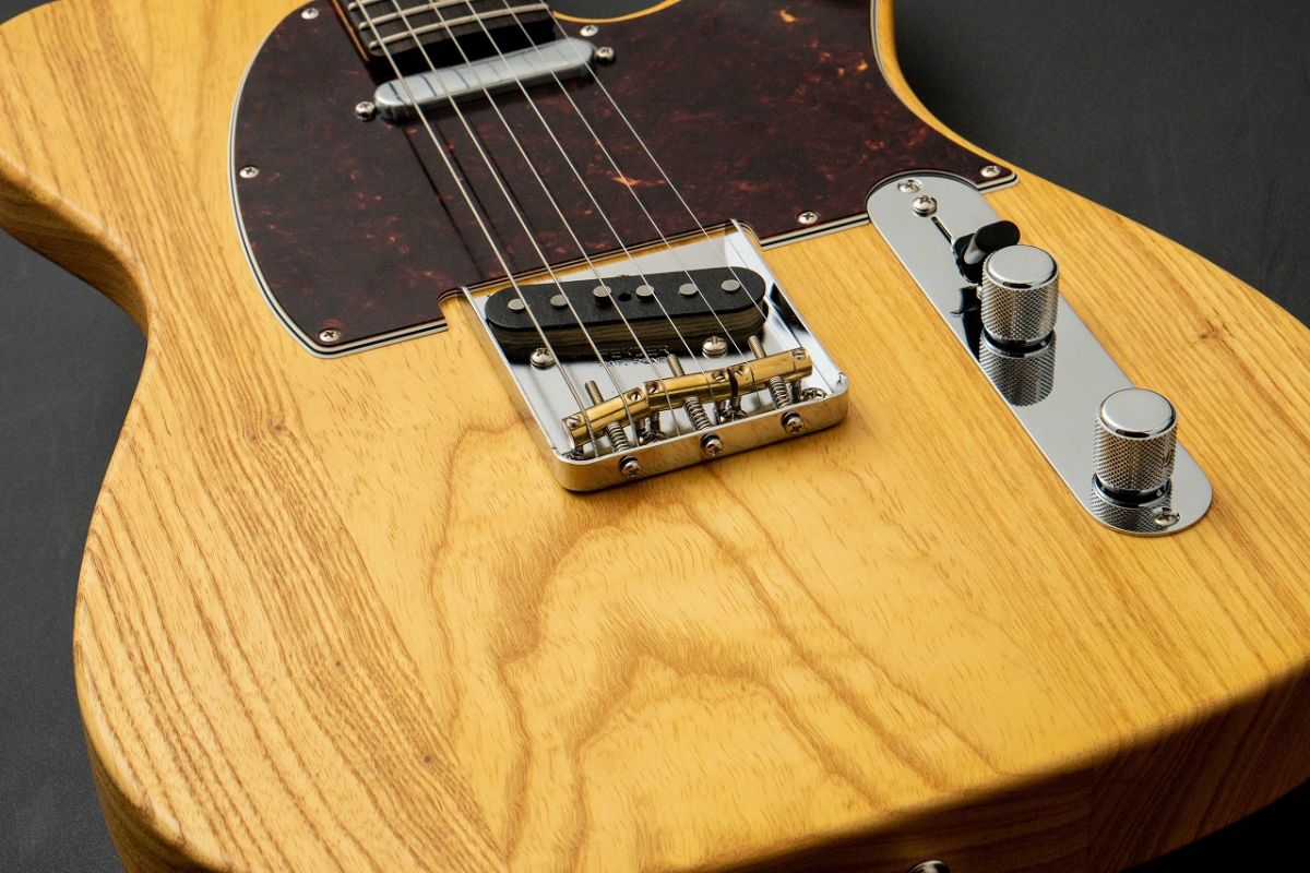 Made in Japan Limited Edition Telecaster Raw Ash -Vintage Natural