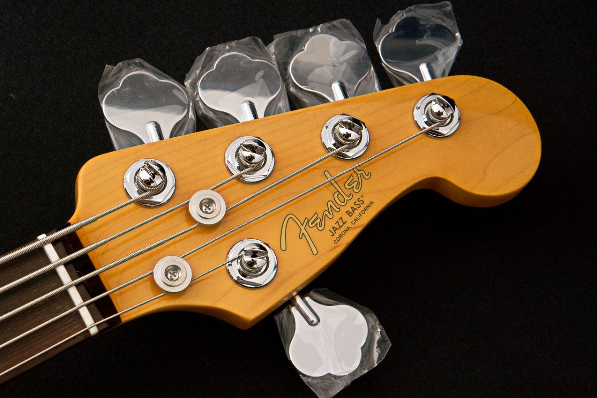 American Professional II Jazz Bass V -Olympic White