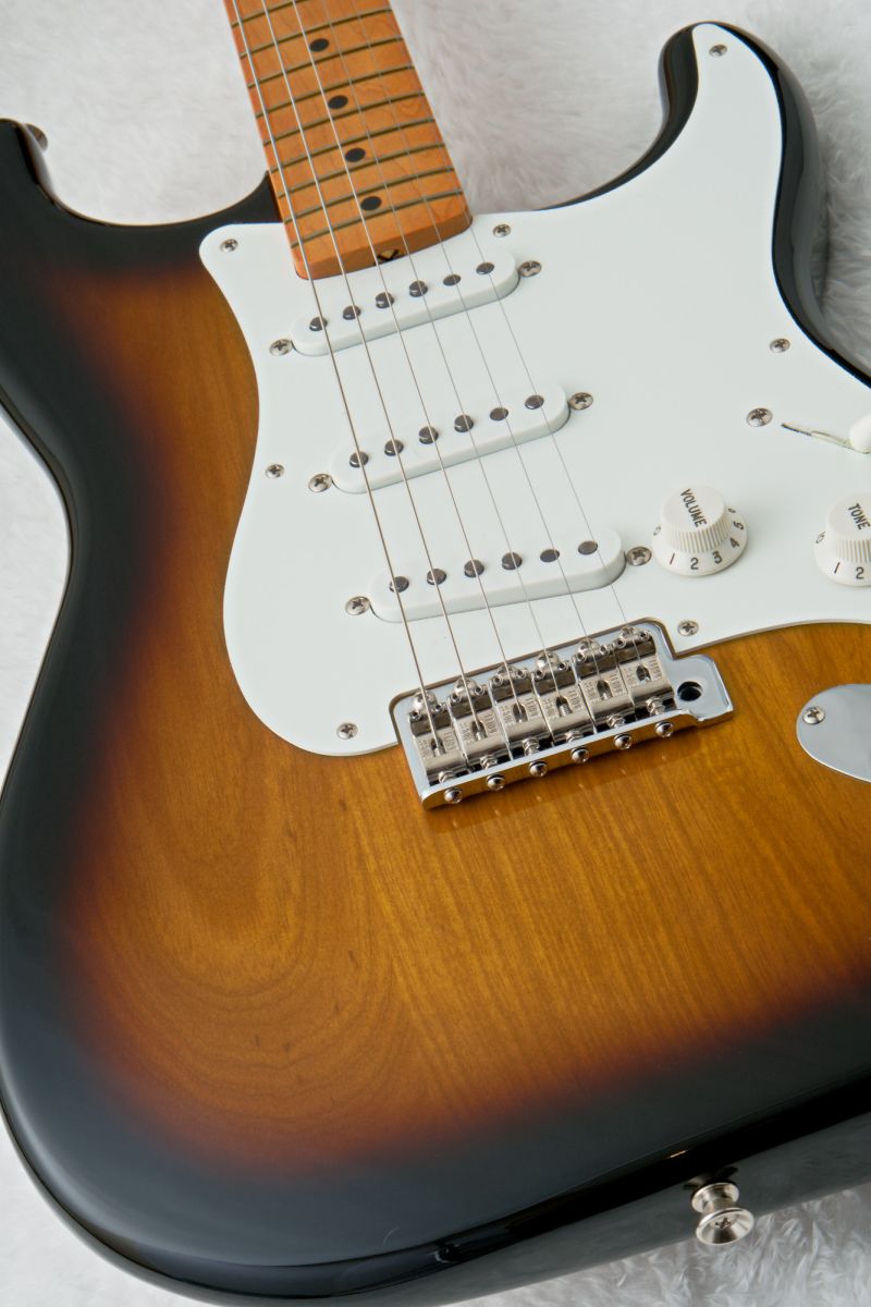 FSR Made in Japan Traditional 50s Stratocaster 2-Tone Sunburst