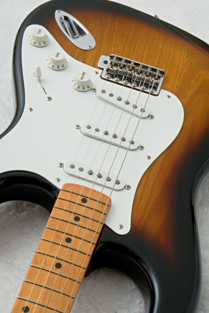 FSR Made in Japan Traditional 50s Stratocaster 2-Tone Sunburst
