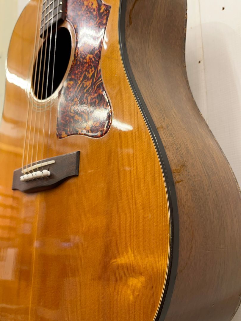 Gibson1970年 J-50デラックス　ハードケース付 J-50 Deluxe #A250976 | 【クロサワ楽器店オンラインショップ