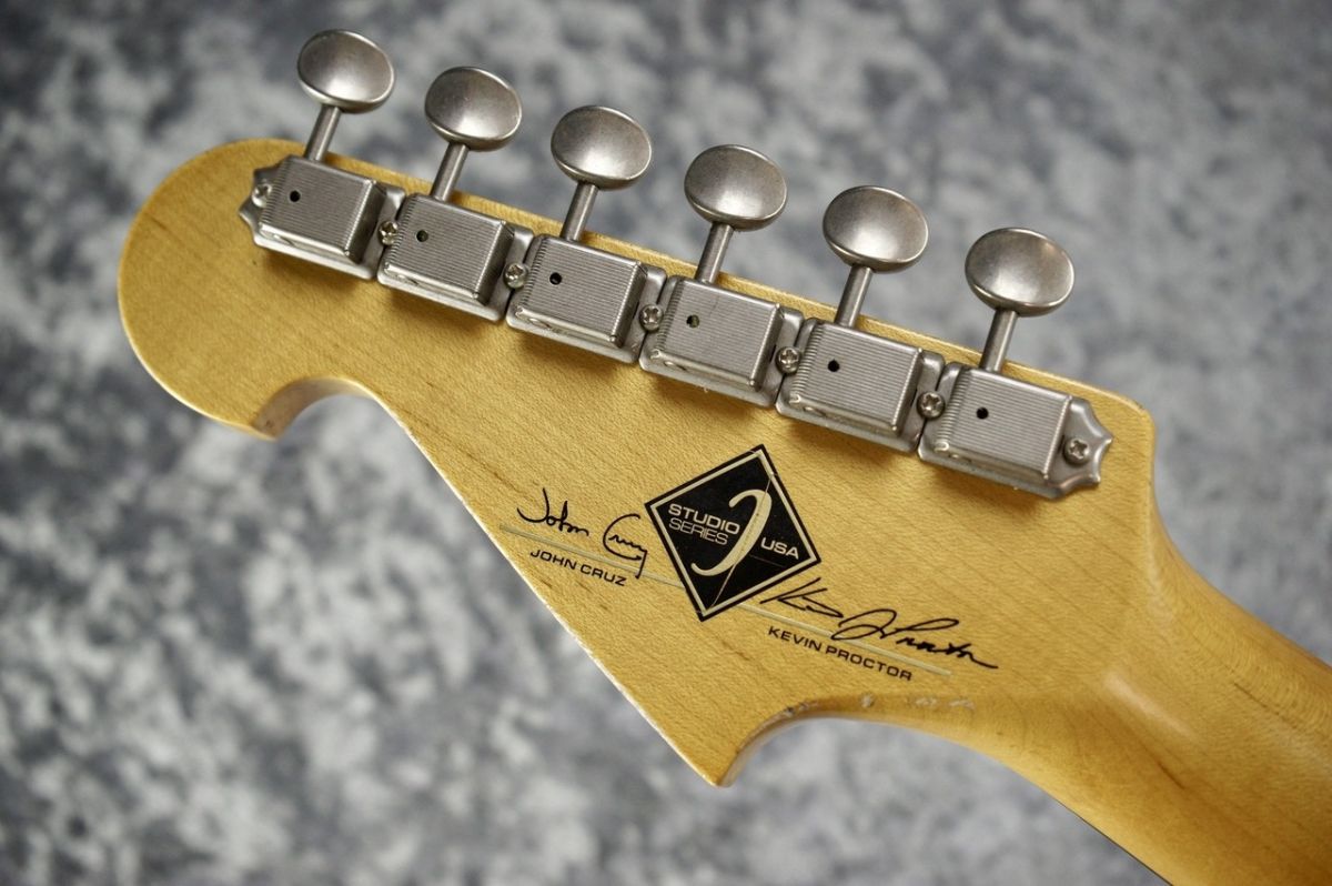 Solana Studio Built by John Cruz & Iconic Craftsmen / Sonic Blue