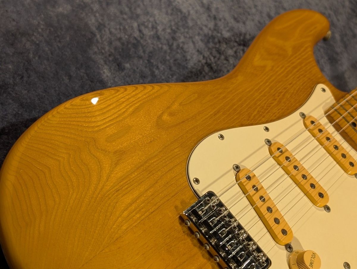 Fender Japan ST72-75 Eシリアル Fender Japan ST72-75 OWH [Eシリアル期]をご紹介！ | HOWL GUITARS