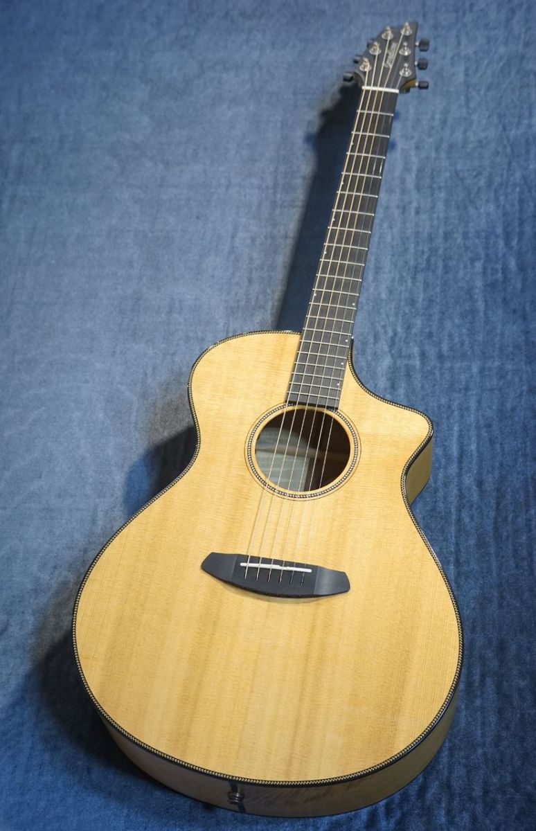 Oregon Concert CE Sitka Spruce – Myrtlewood | 【クロサワ楽器店