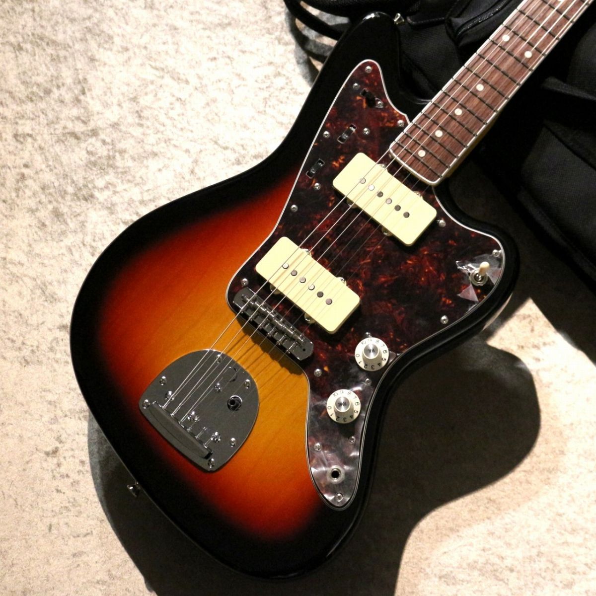 ギター moon PRODUCTS | MOON GUITARS - 国産のオーダーメイド・ギター