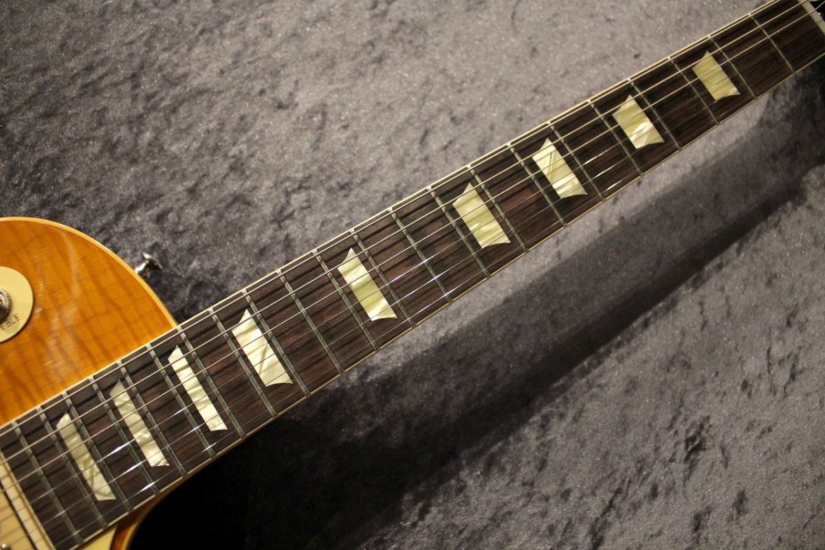 年老いた骨齧り　ボーダーレス　foil 英語版 年老いた骨齧り ボーダーレス foil 英語版 年老いた骨齧り/Old