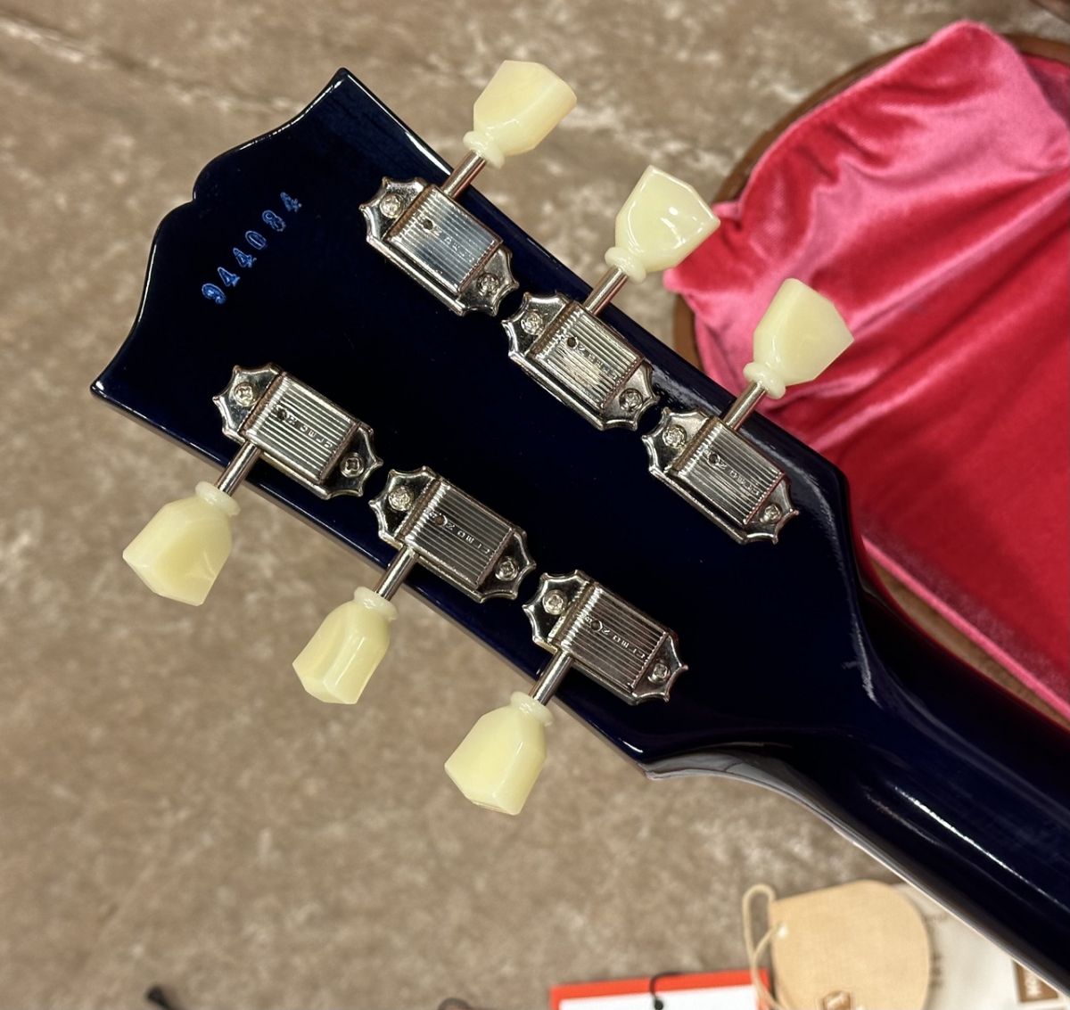キルトトップギターボディ‼️ MUSICMAN】ボディトップに希少でハイグレードなキルトメイプルを
