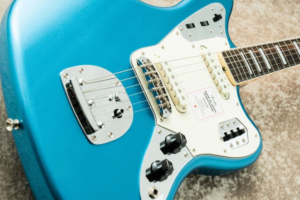 Made in Japan Traditional II Late 60s Jaguar -Lake Placid Blue