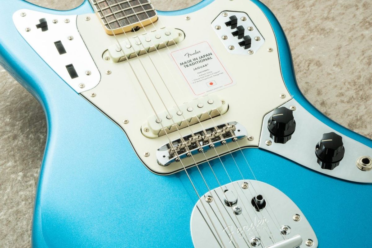Made in Japan Traditional II Late 60s Jaguar -Lake Placid Blue