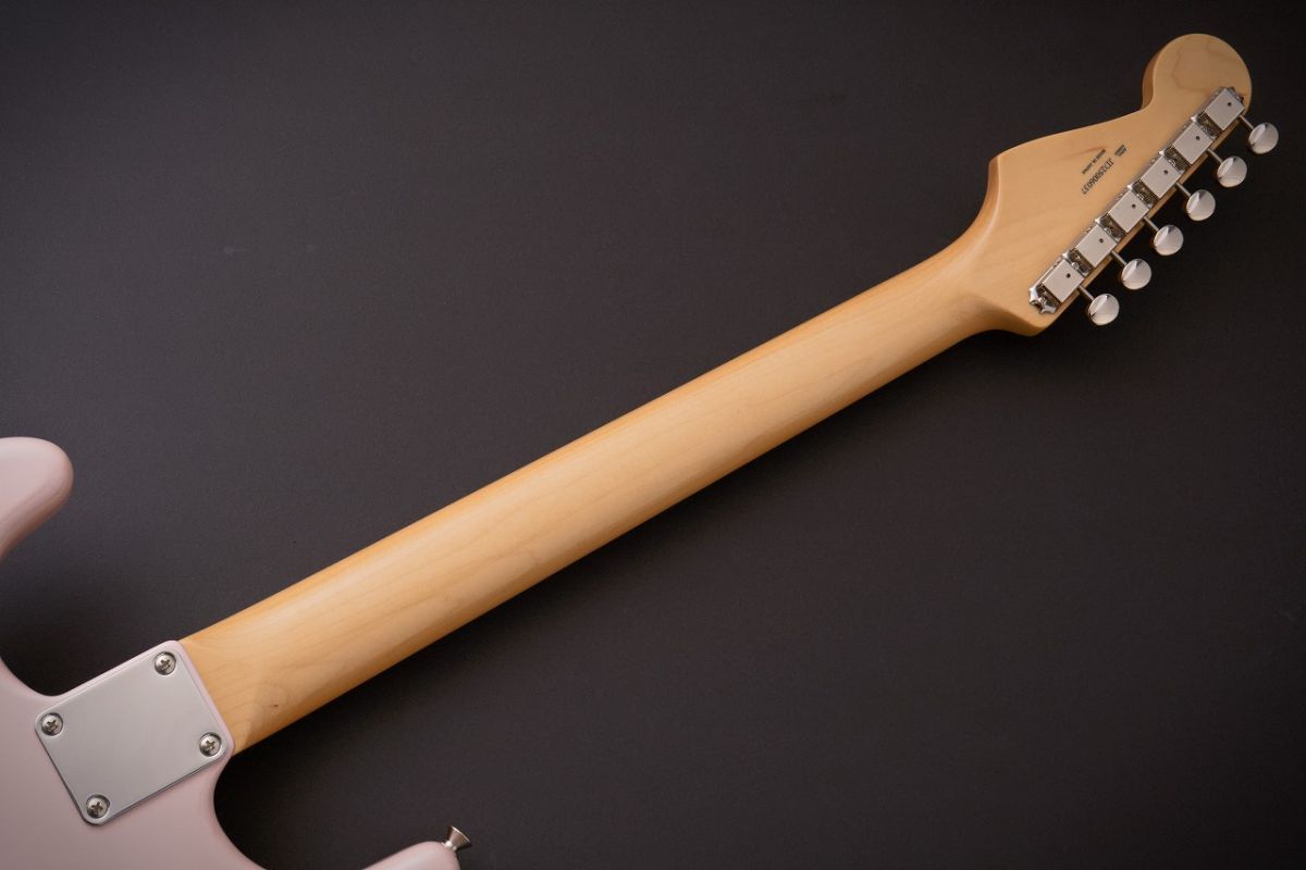 ギター Made in Japan Traditional60sStratocaster Amazon | Fender エレキギター Made in Japan Traditional 60s