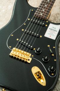 Fender japan Stratocaster 黒 Fender Japan Limited Edition Hybrid II Stratocaster Noir