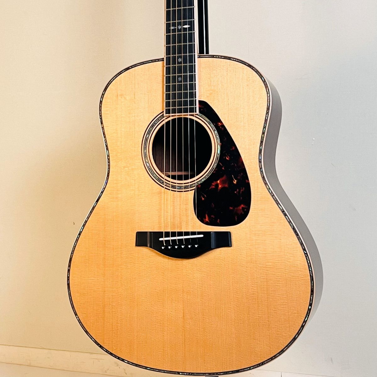 LL36 ARE | 【クロサワ楽器店オンラインショップ】いい楽器とのいい