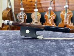 ミ*ア様 コントラバス弓 ペルナンブーコ　無名 ミ*ア様 コントラバス弓 ペルナンブーコ 無名 - メルカリ