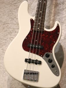 Black Smoker Beta J4 -Olympic White / Matching Head- 【4.08kg】