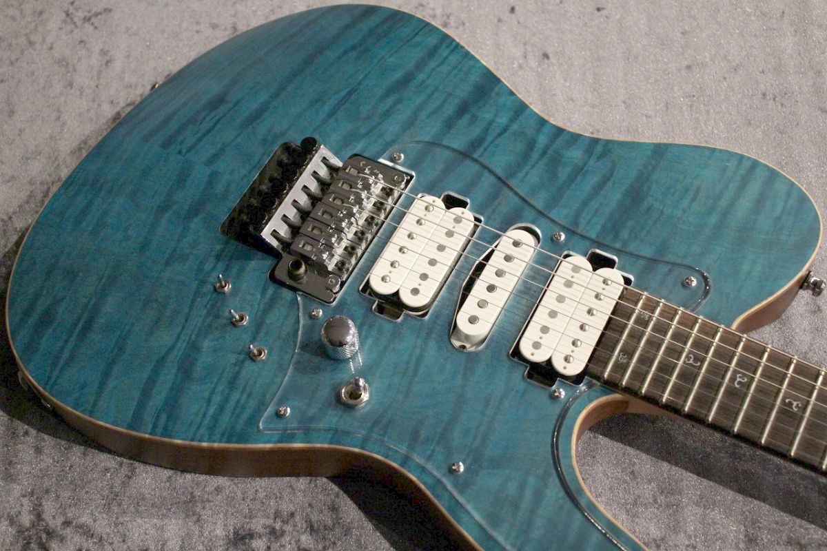 ギター G-Life guitars Cross Edge Quilt Top G-Life Guitars /“Cross Edge” Quilt Top / Bora Bora Ocean Burst